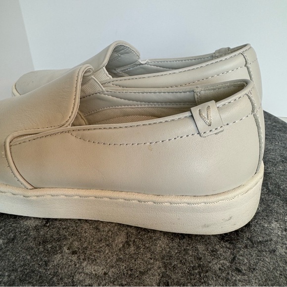 Vionic Avery White Leather Slip On Sneakers Shoes 6 - Picture 8 of 12
